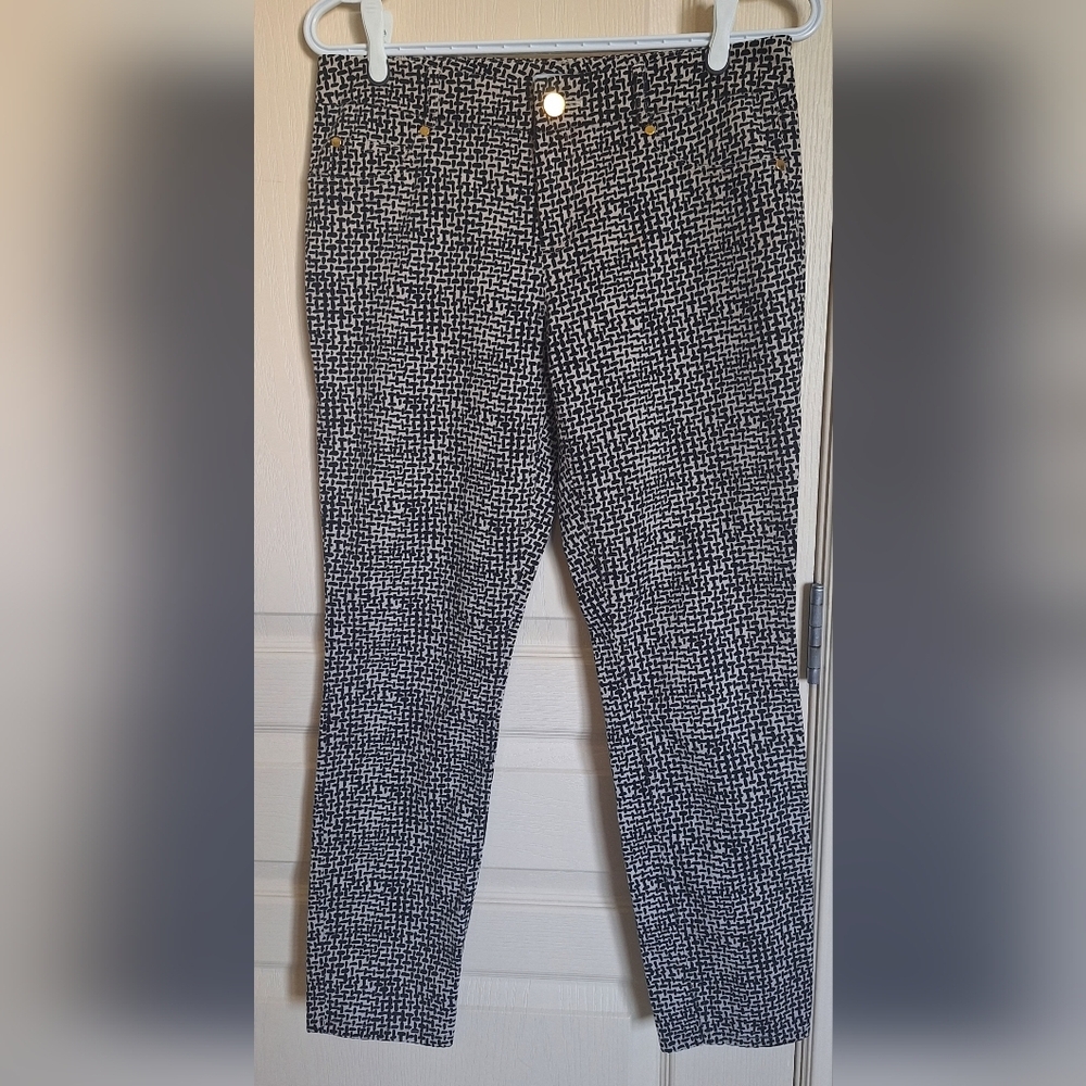 DKNY size 6 pants